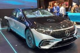 Mercedes Benz Perbarui EQS